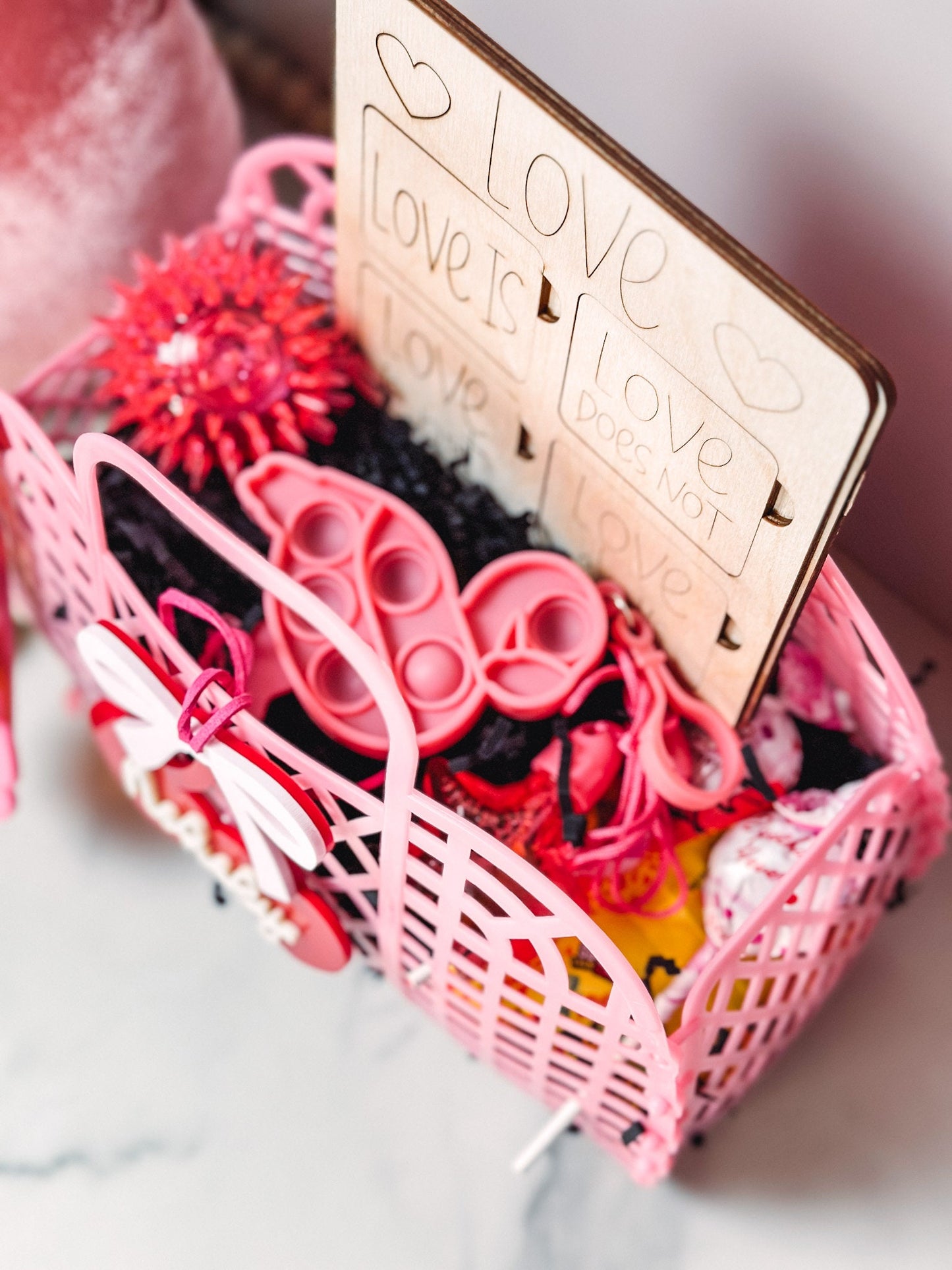 Love Basket Valentines Day Bag Medium Jelly Tote Trendy Retro Basket Valentine day Filled Jelly Purse Gift for my daugther 5th birthday