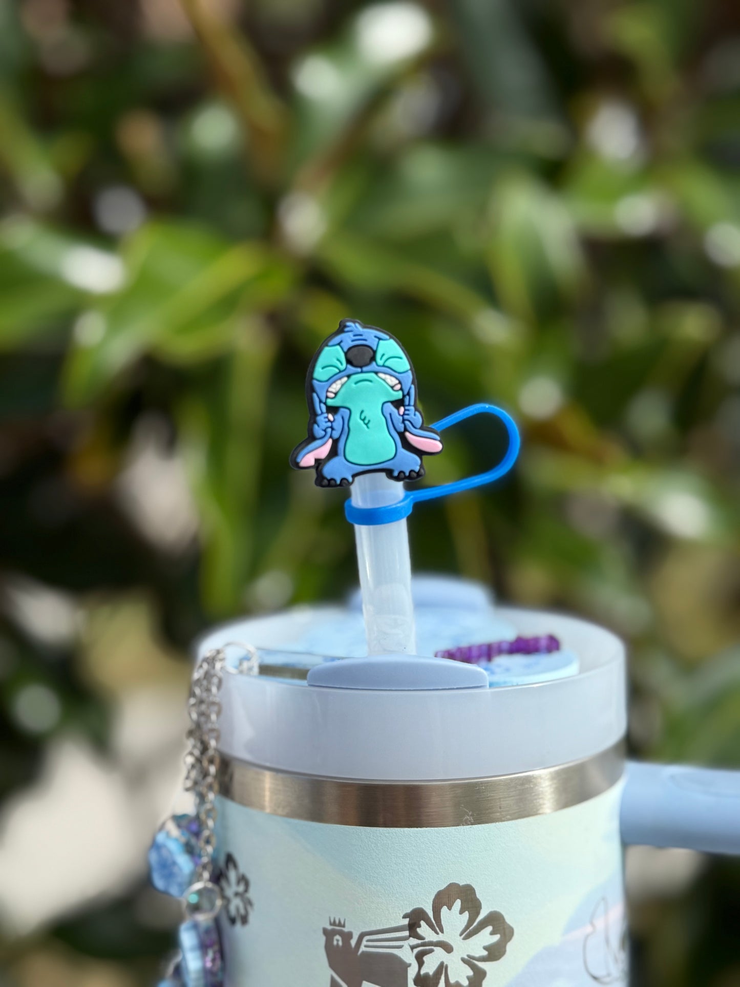 ✨ Bring the magic of  blue alien and Ohana to your tumbler!