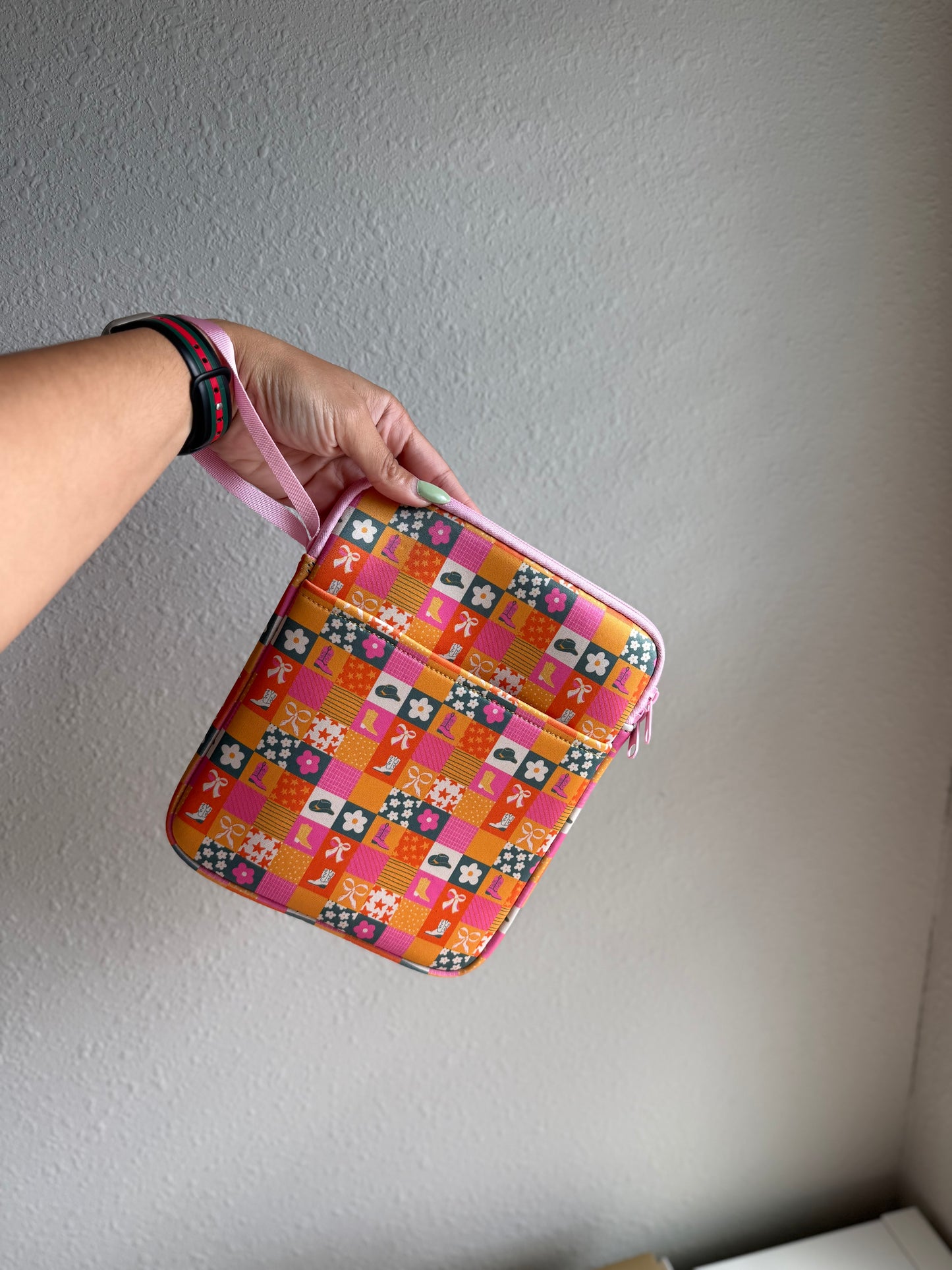 Western Dreamer E-Reader Cozy | Holds Books, Kindle, iPad Mini | Cowgirl Book Sleeve