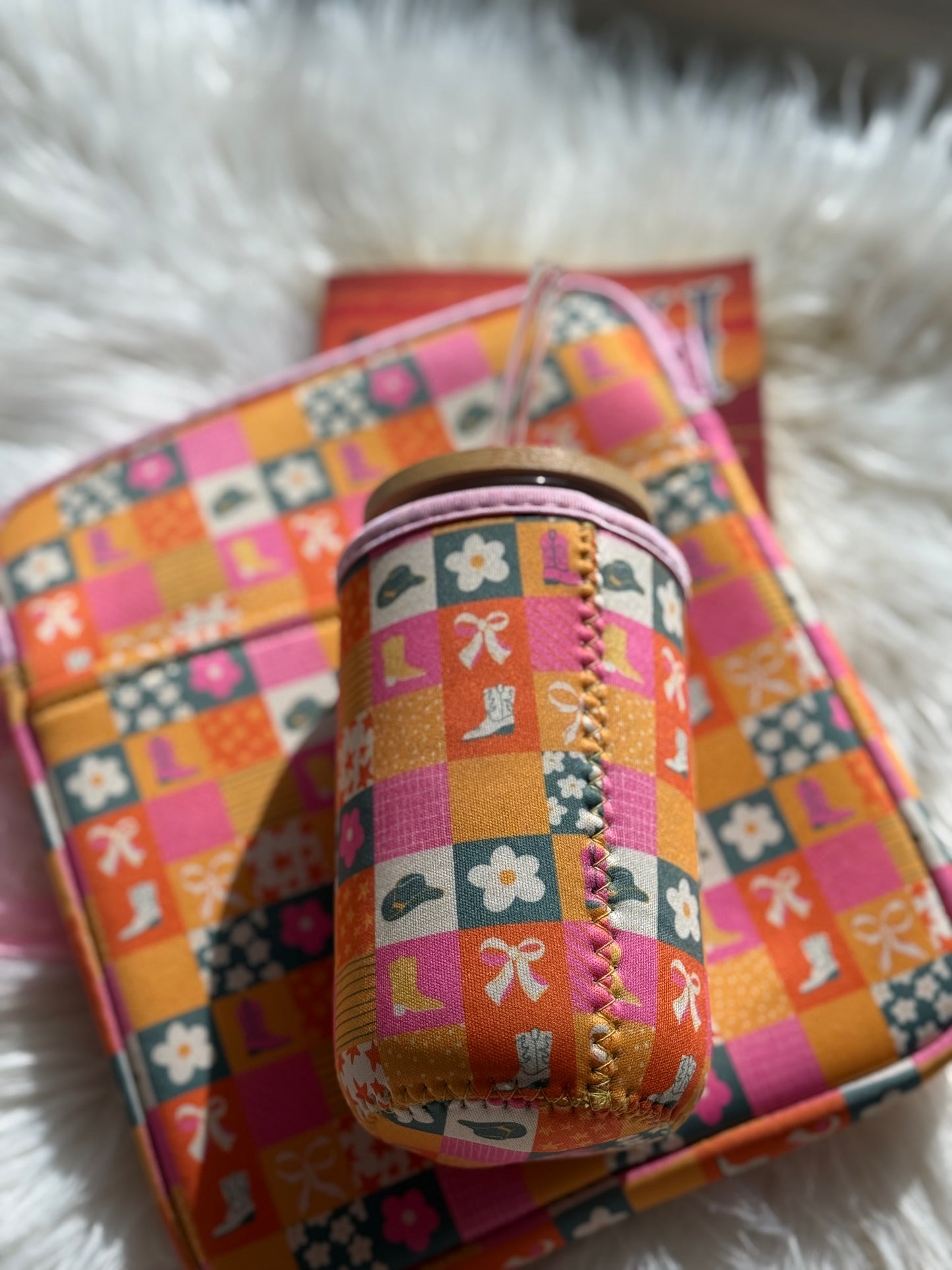 🤎 Western Cowgirl Coffee Cozy – 16-18oz Reusable Sleeve for Hot & Iced Drinks