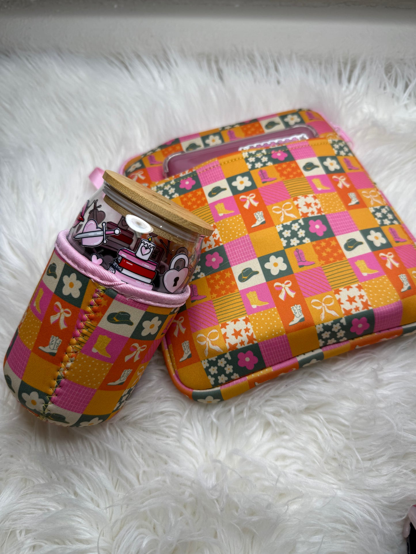 🤎 Western Cowgirl Coffee Cozy – 16-18oz Reusable Sleeve for Hot & Iced Drinks