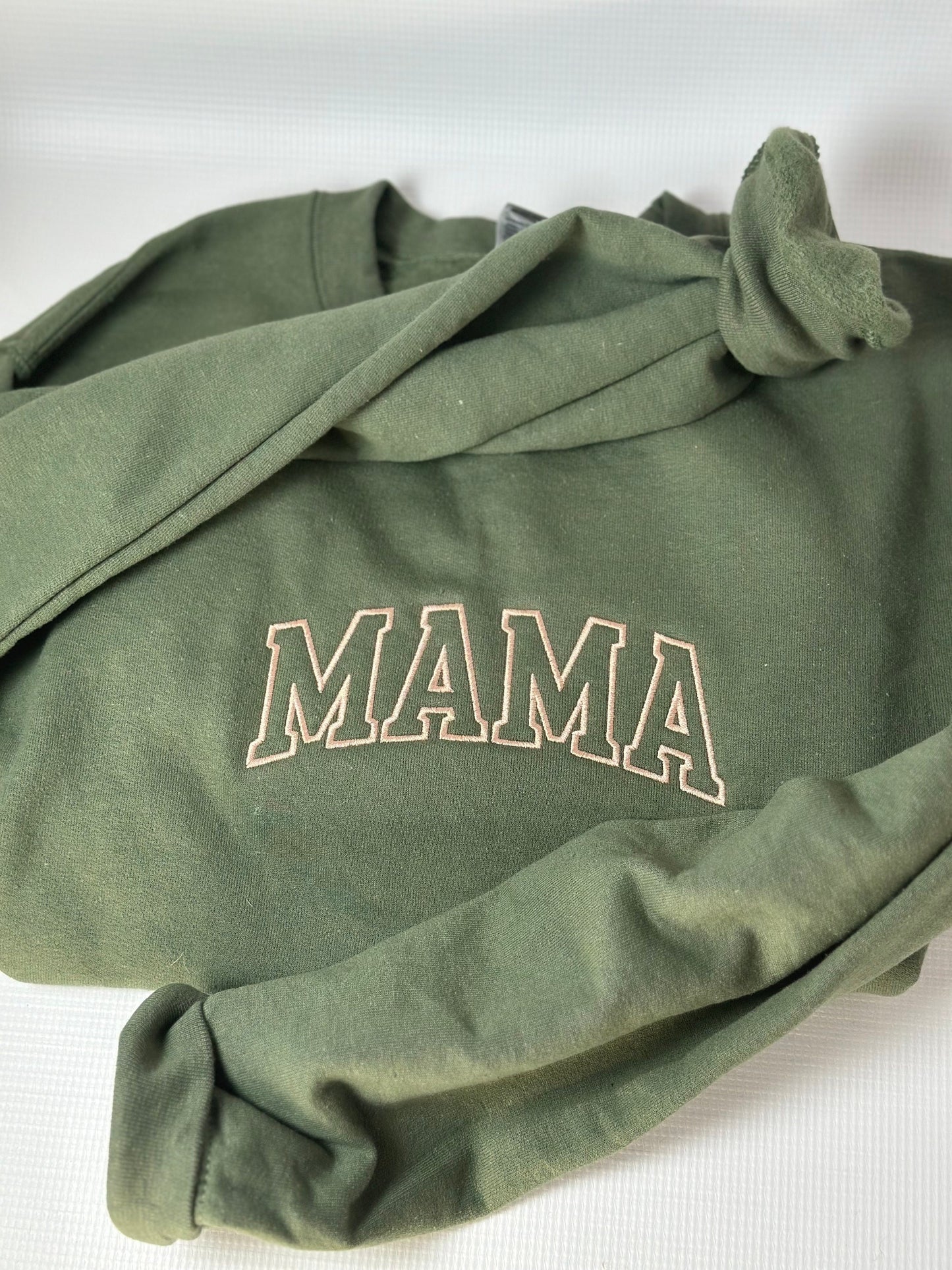 Embroidered Mama Crewneck New mom gift Sweatshirt Personalized Gifts Personalized Sweatshirt Trendy Crewnecks for Women Mom Gift for Her